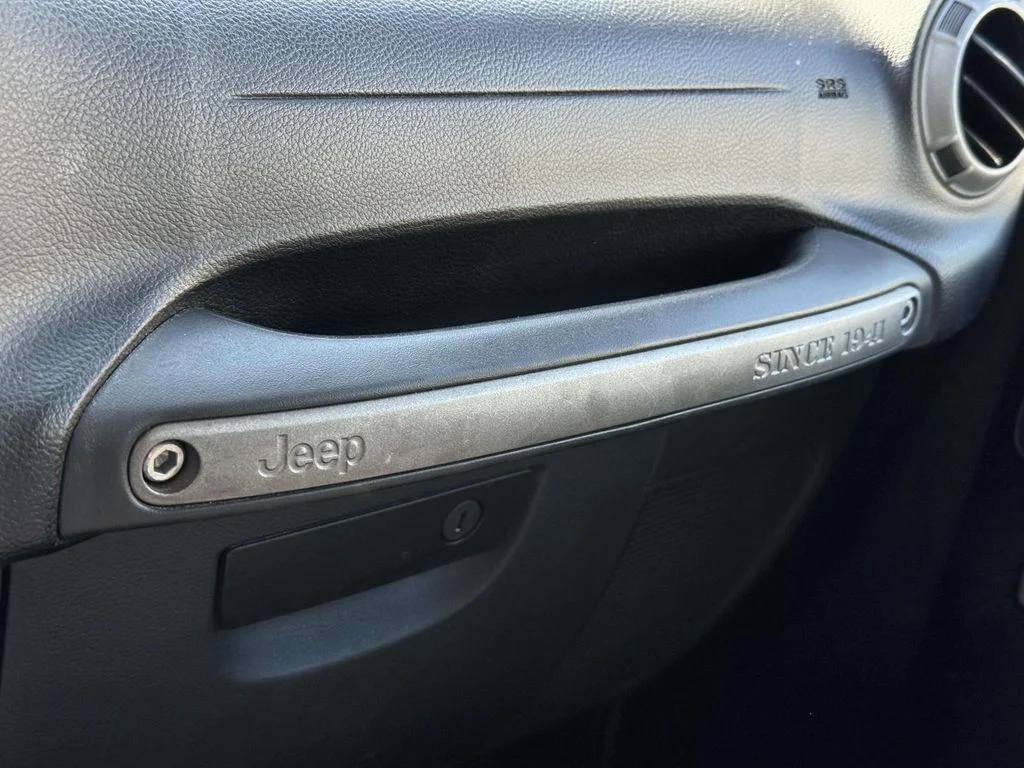 Used 2014 Black Jeep Sport image 28