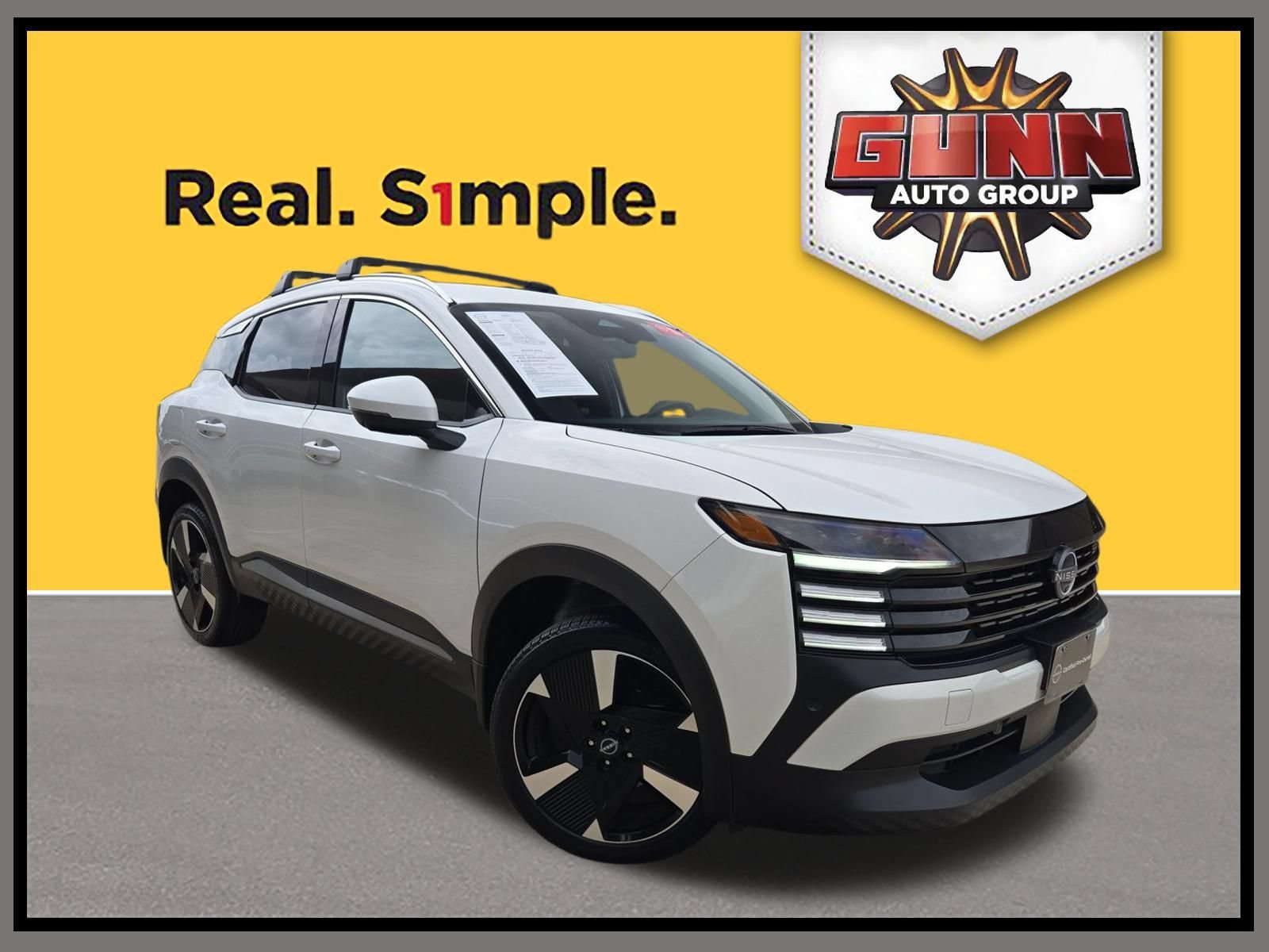 Used 2025 Aspen White Tricoat Nissan SR image 1