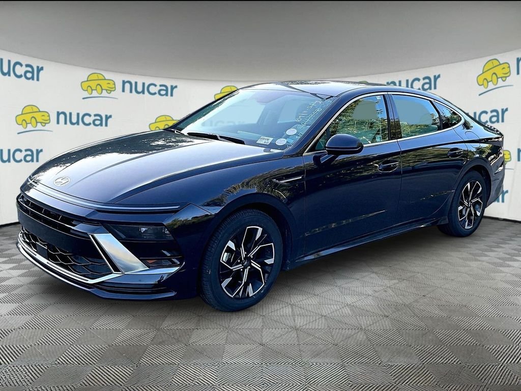 Used 2025 Blue Hyundai SEL image 3