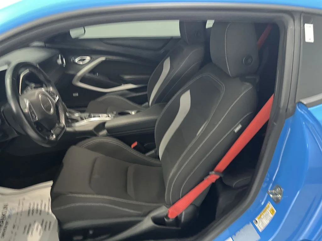 Used 2023 Blue Chevrolet 1LT image 11