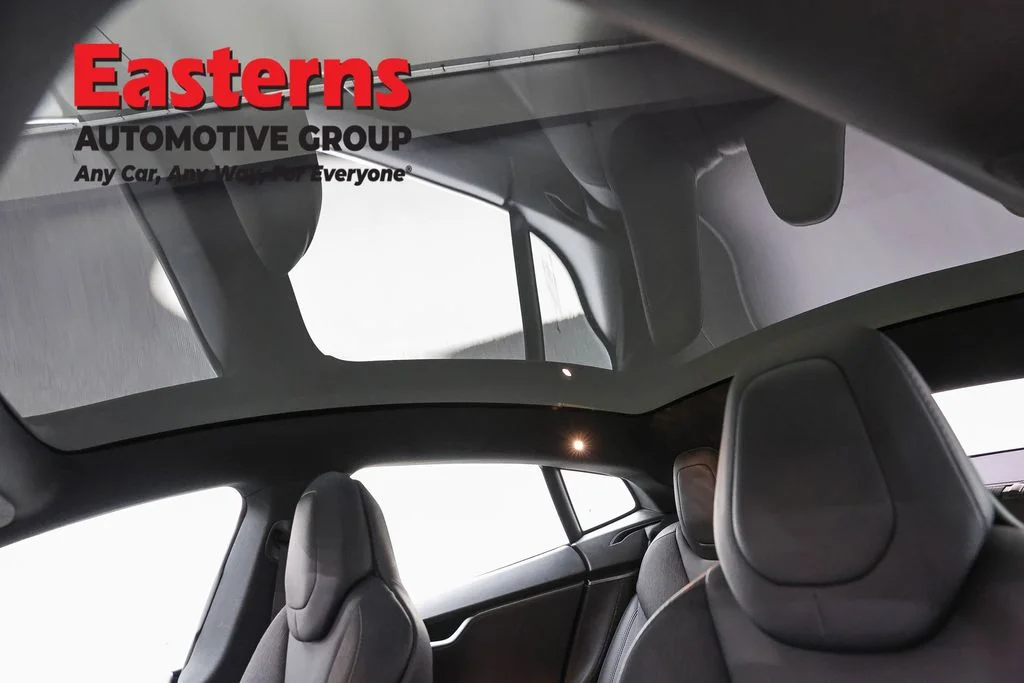 Used 2018 Black Tesla 75D image 31