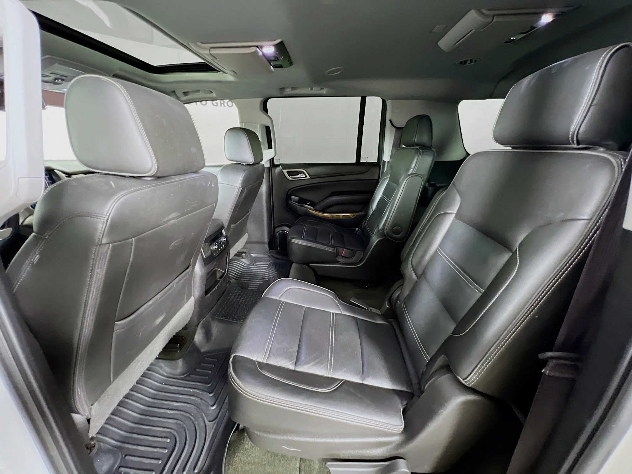 2017 GMC Yukon XL Denali - Photo 24