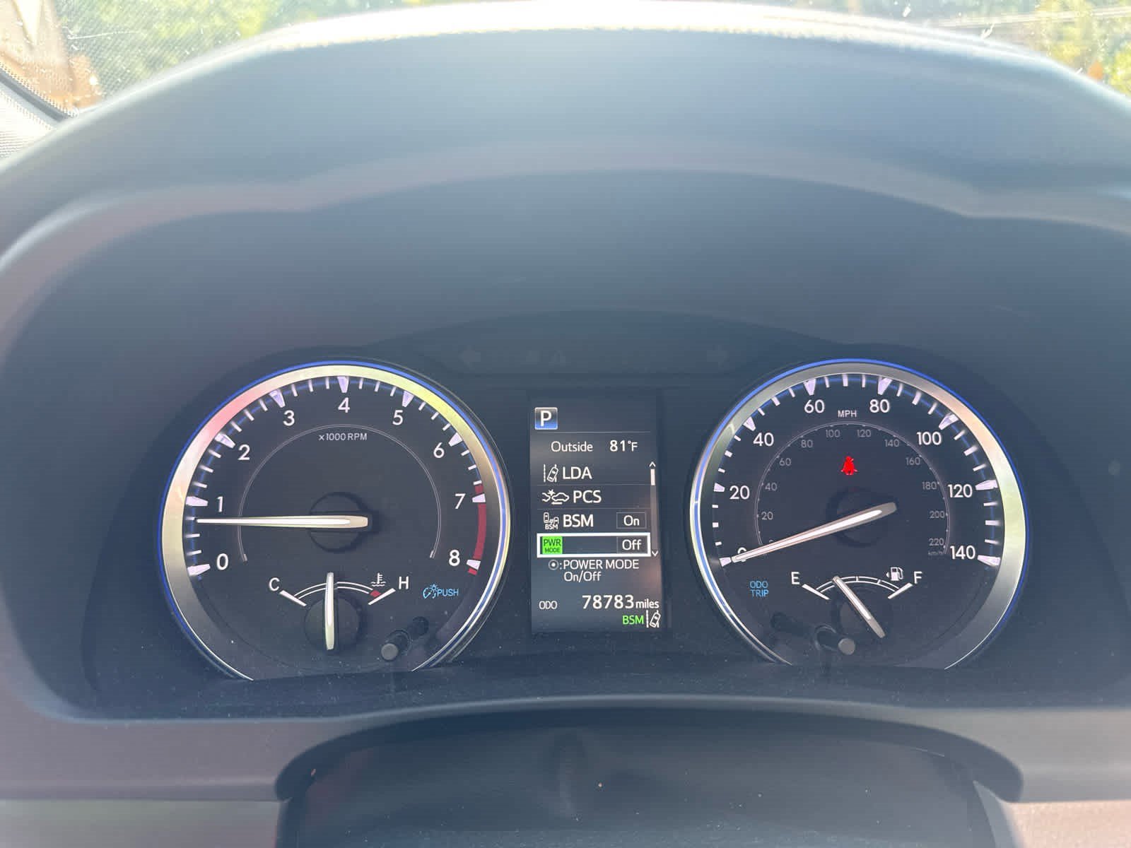 Used 2019 Blizzard Pearl Toyota XLE image 14