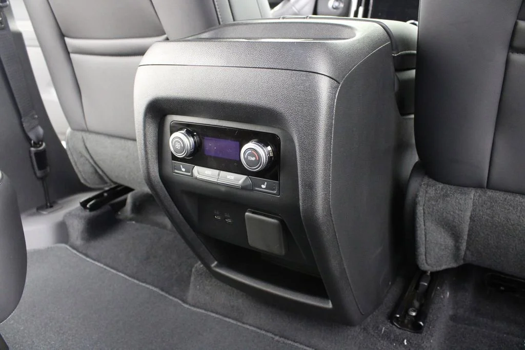 New 2026 Glacier White Tricoat GMC Elevation image 16