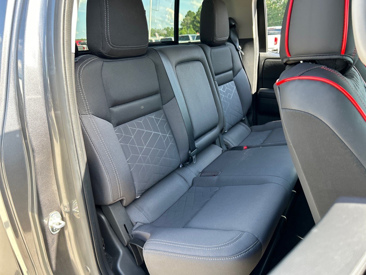 Used 2025 Gray Nissan SV image 18