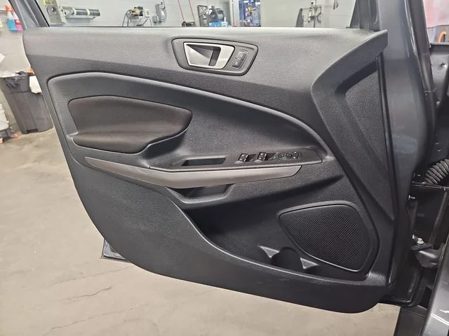 Used 2021 Gray Ford SE image 26