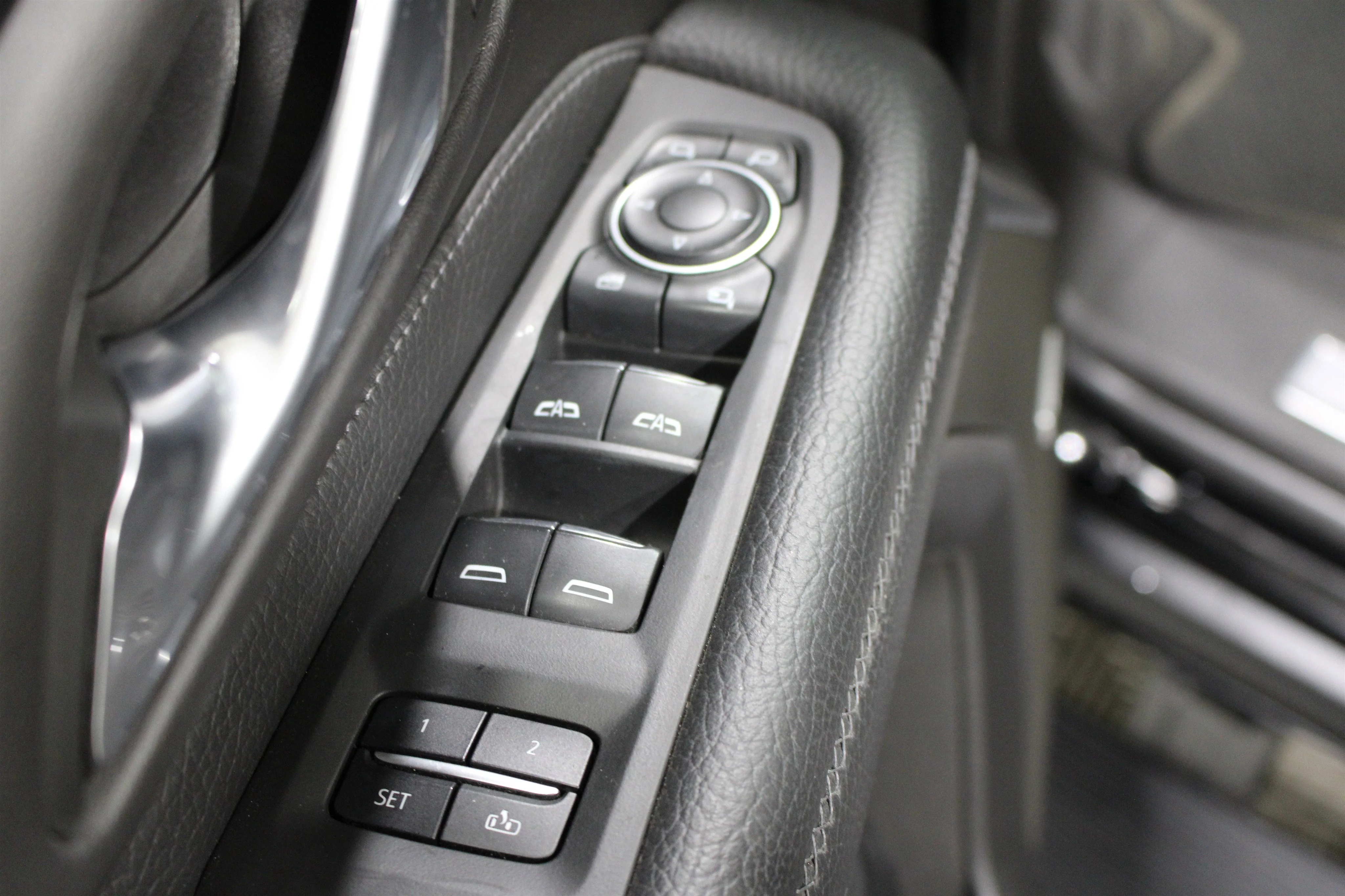 2022 GMC Yukon Denali - Photo 7