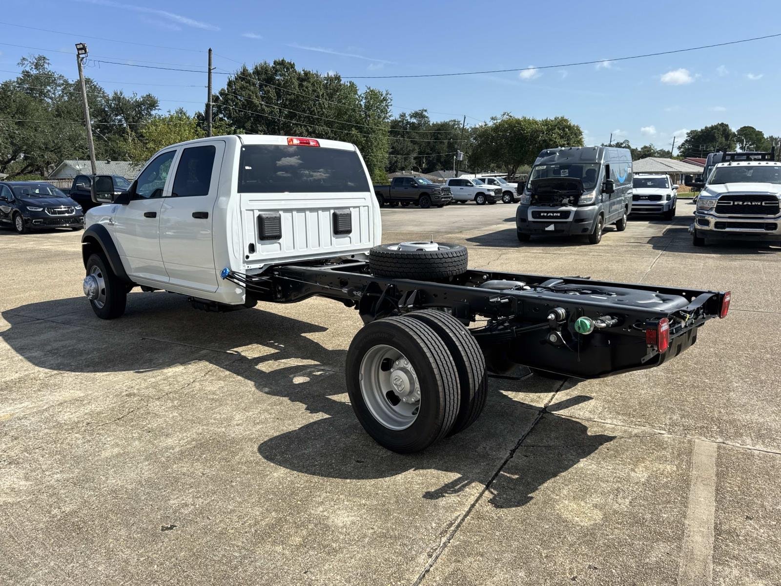 New 2027 Bright White Clearcoat RAM Tradesman image 4