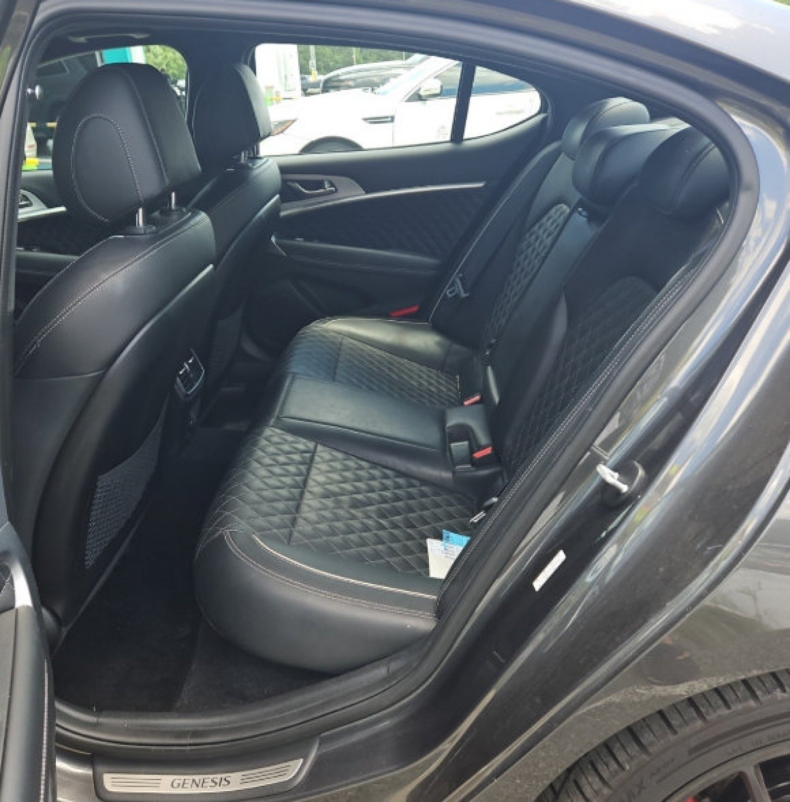 Used 2019 Himalayan Gray Genesis 3.3T Advanced image 9