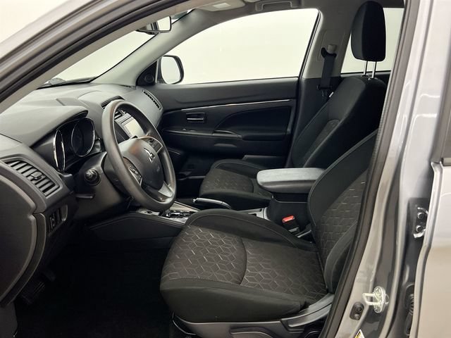 2024 Mitsubishi Outlander Sport ES - Photo 9