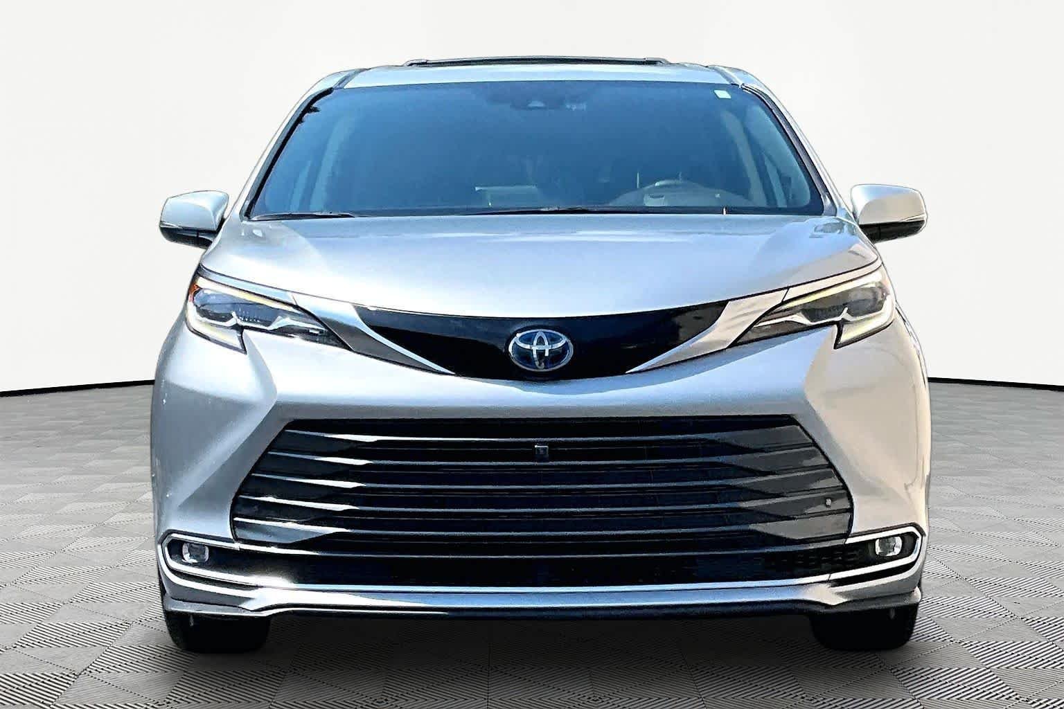 Certified Used 2023 Celestial Silver Metallic Toyota Platinum image 4