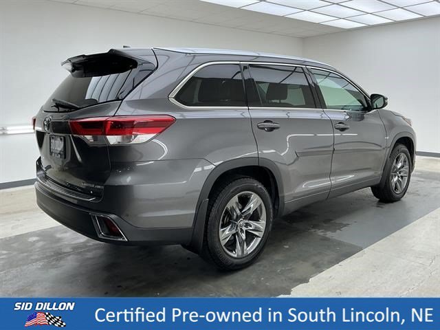 Certified Used 2018 Predawn Gray Mica Toyota Limited Platinum image 4