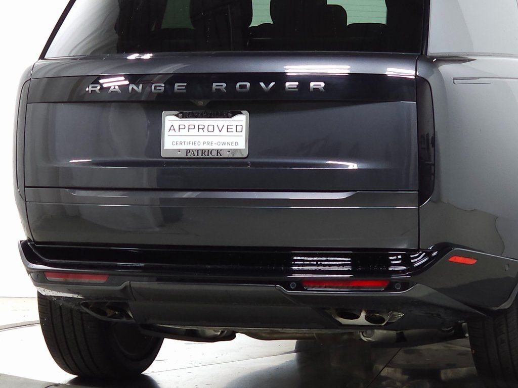 Certified Used 2025 Gray Land Rover SE image 8