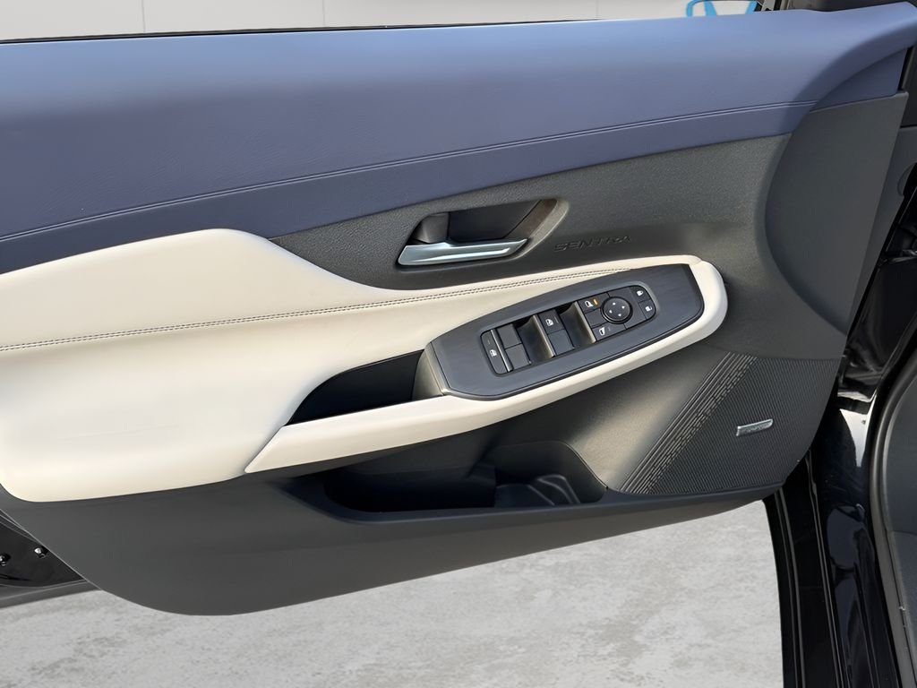 Used 2026 Super Black Nissan SL image 13