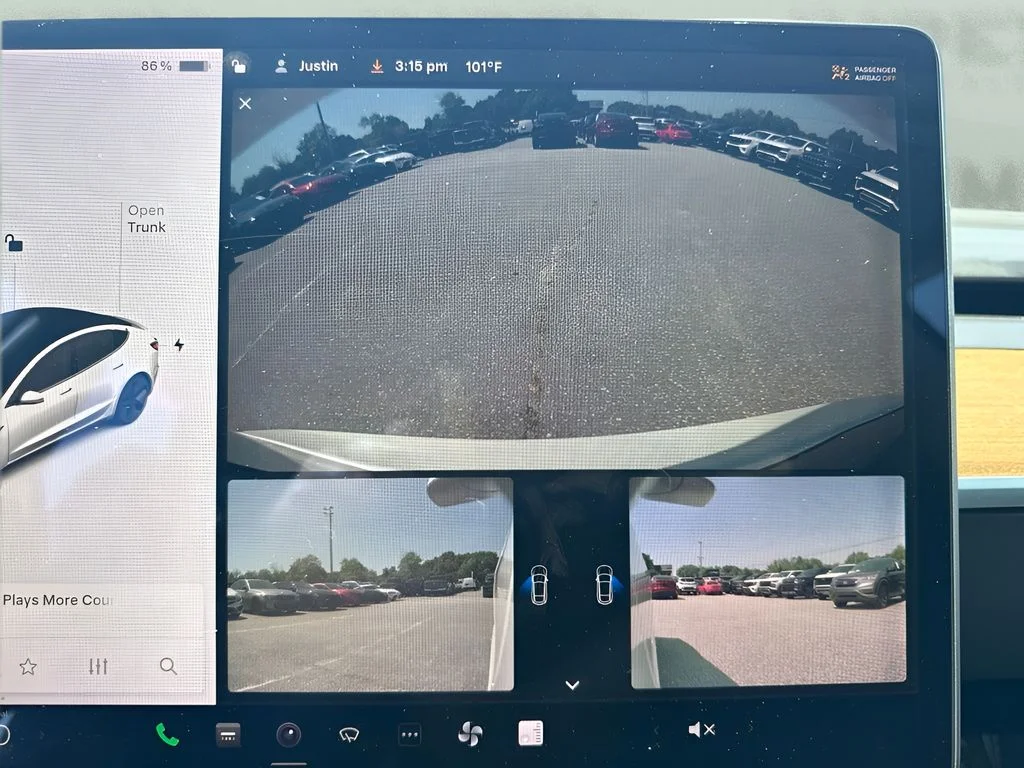 Used 2021  Tesla Standard Range Plus image 13