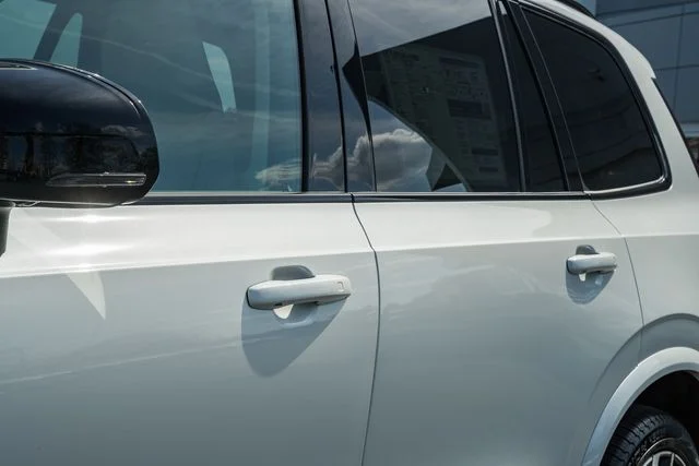 New 2026 Crystal White Volvo T8 Ultra image 16