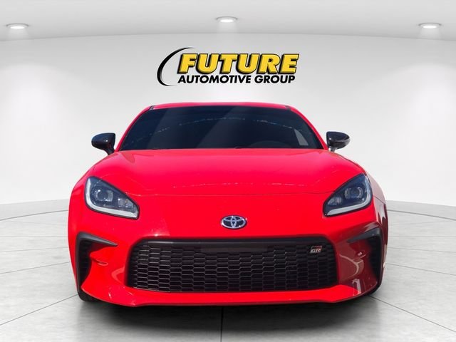 Used 2022  Toyota Premium image 2