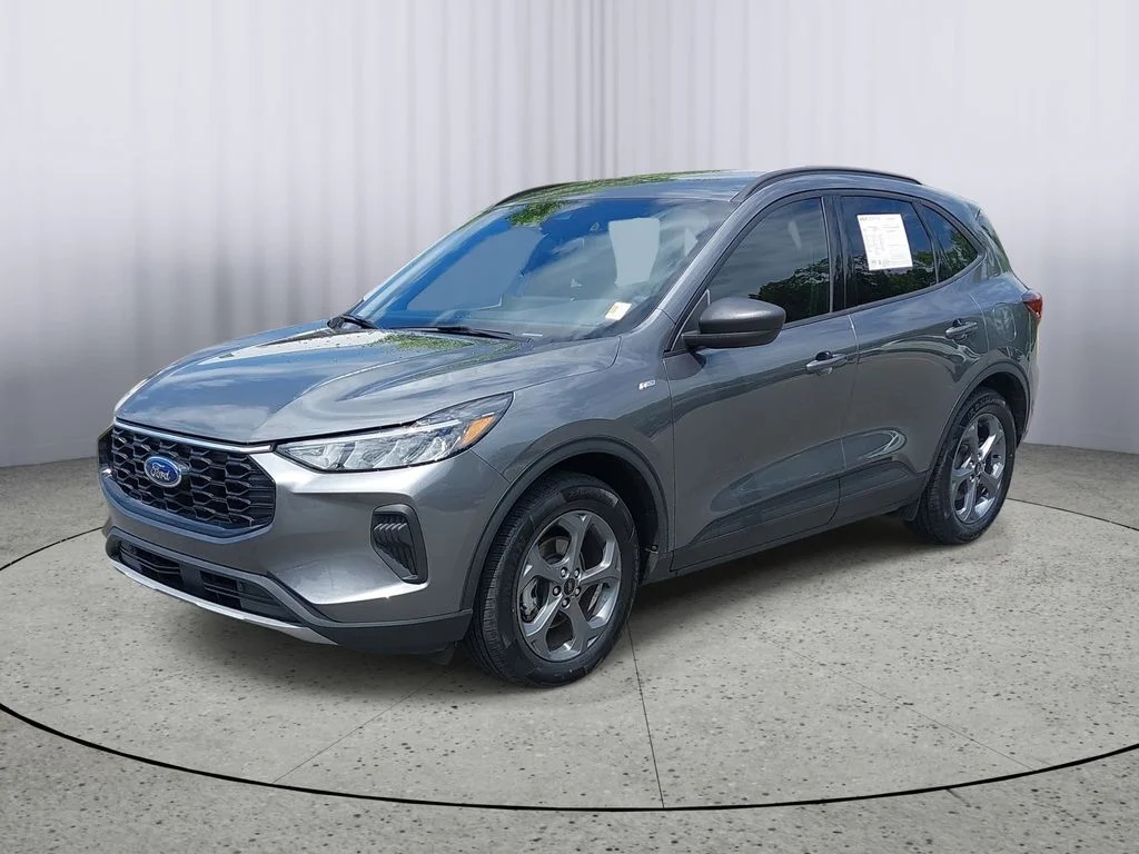 Used 2025 Gray Ford ST-Line image 7
