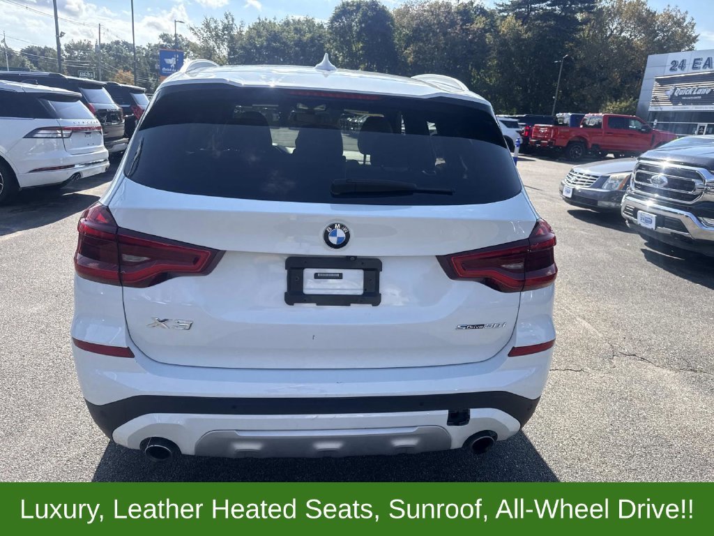 Used 2021 White BMW sDrive30i image 4