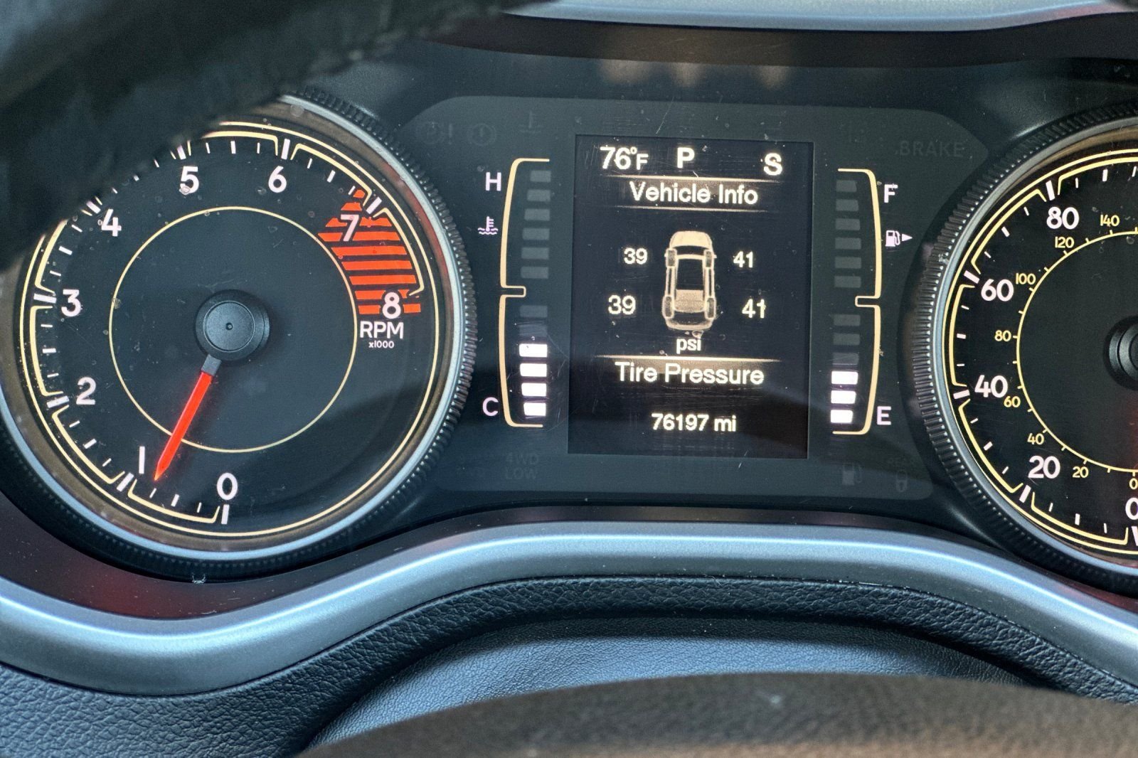 2018 Jeep Cherokee Latitude Plus - Photo 25