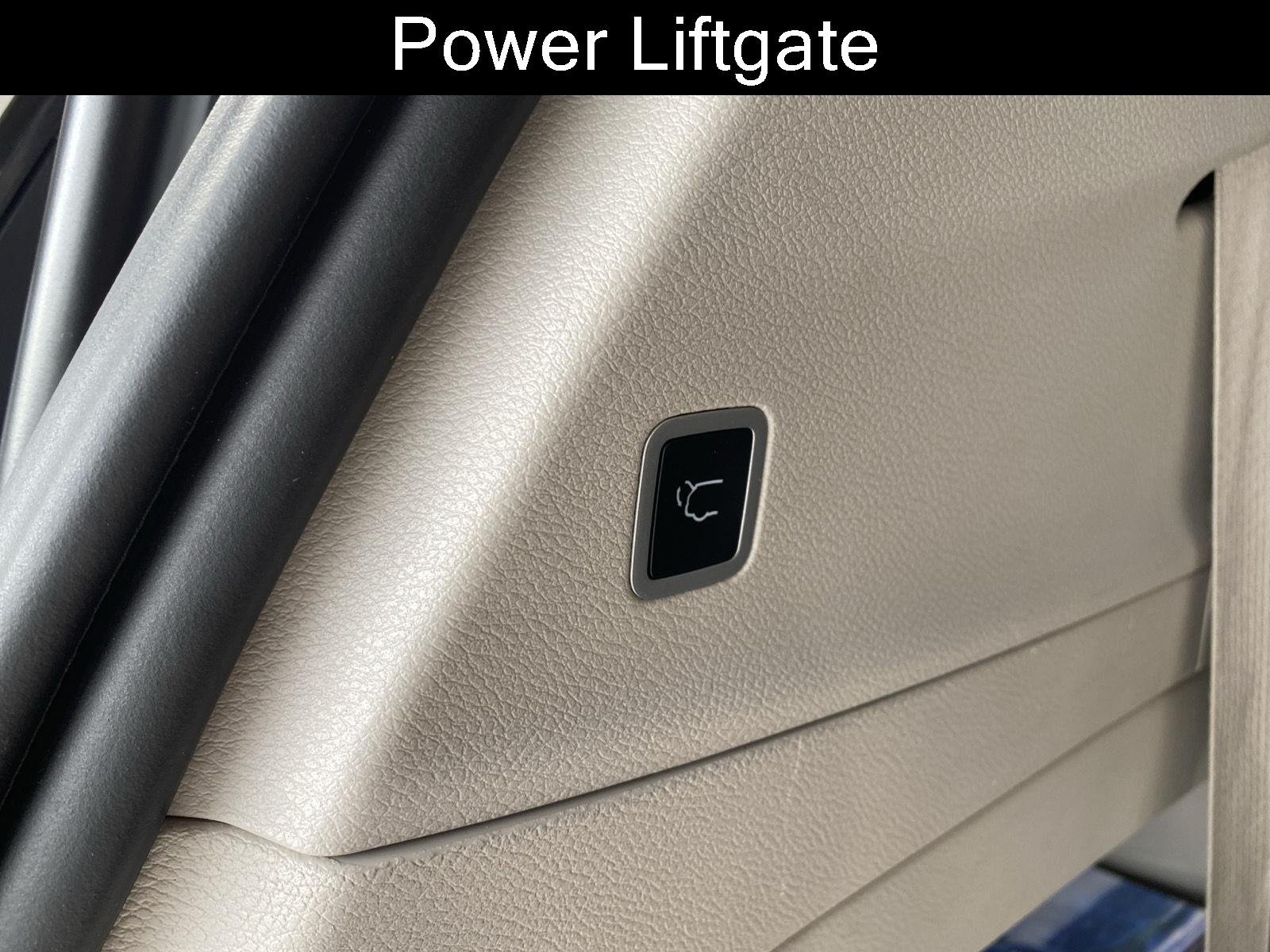 Used 2024 Bright White Clearcoat Chrysler Touring L image 16