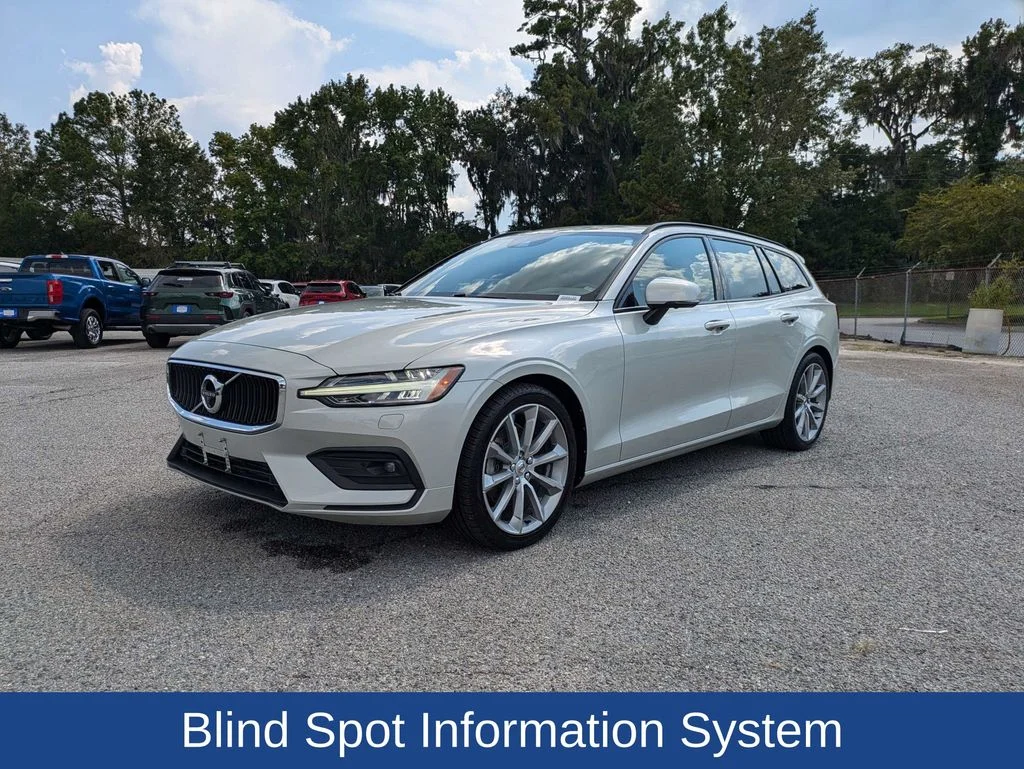 2020 Volvo V60 7