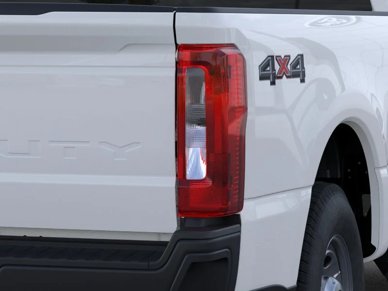 New 2024 Oxford White Ford F-250® XL image 21