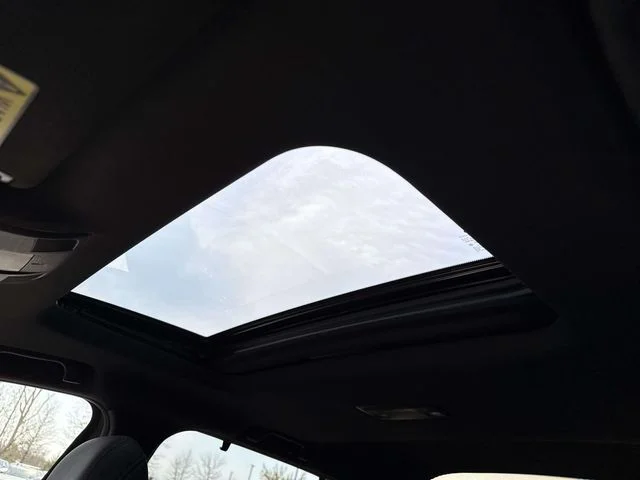 Used 2021 Machine Gray Mazda Signature image 4