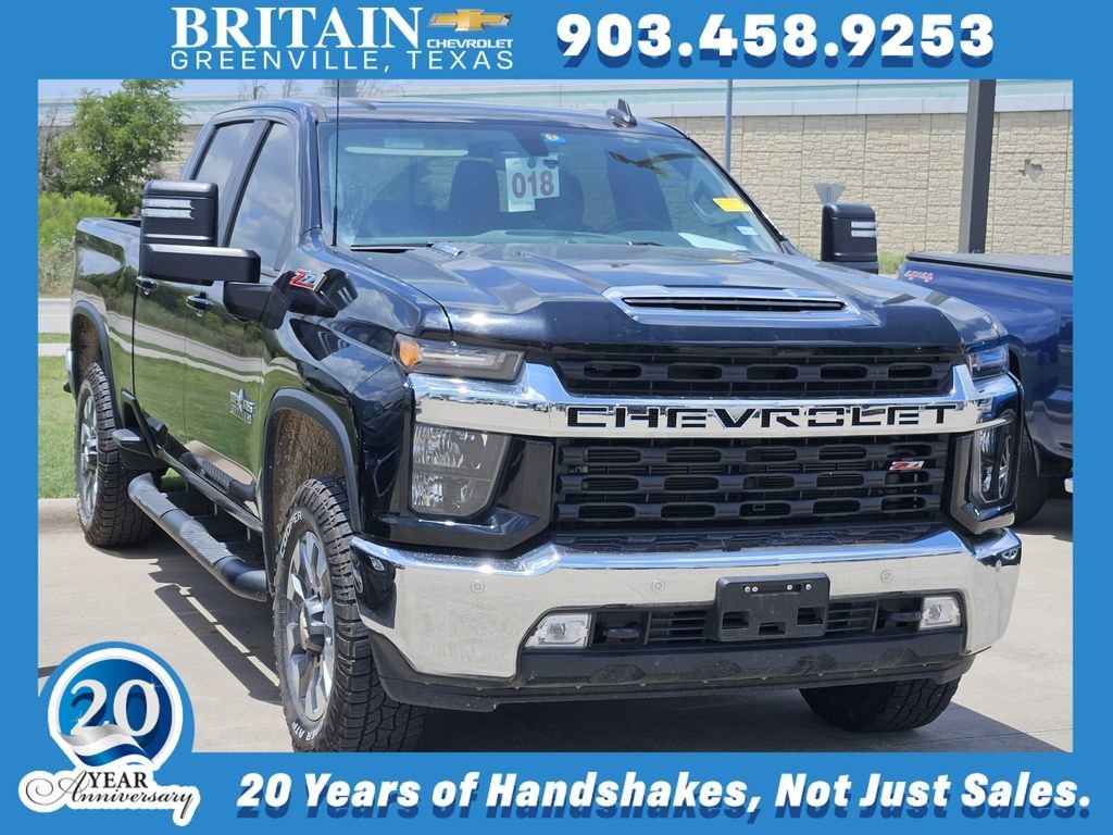 Used 2022 BLACK Chevrolet LT image 1