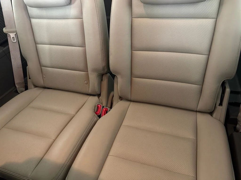 Used 2008  Ford Limited image 28