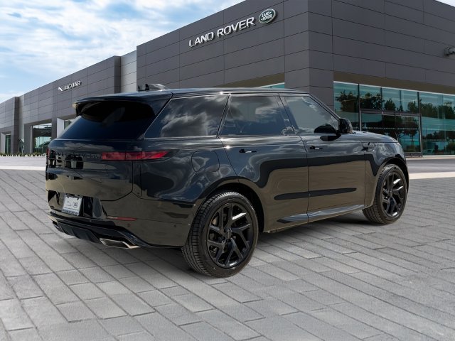 New 2027 Santorini Black Land Rover BATTERSEA image 5