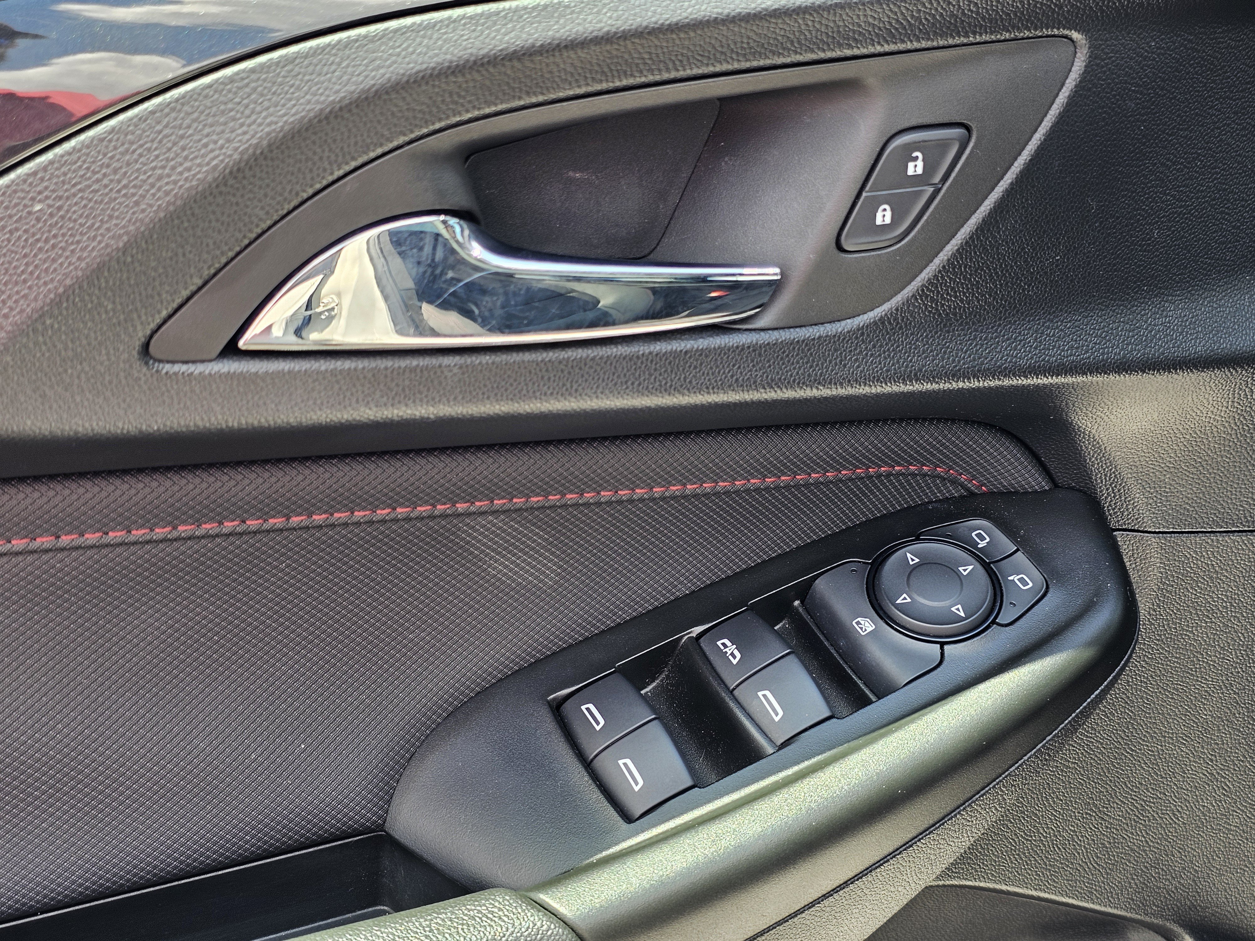 Used 2023 Summit White Chevrolet RS image 17