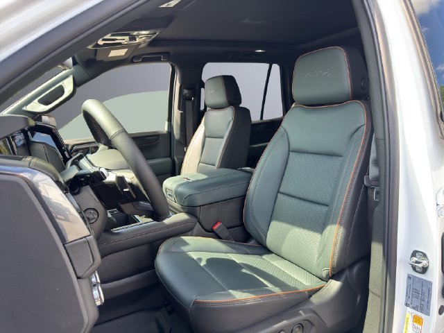 2026 GMC Yukon AT4 - Photo 13