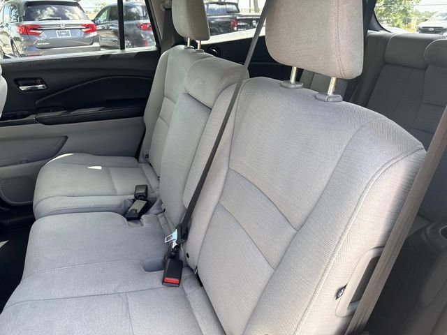 Used 2017  Honda LX image 14