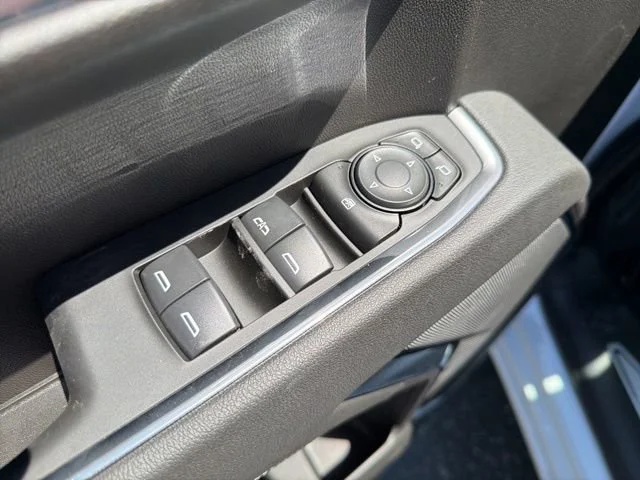 New 2026 Summit White Chevrolet LT (2FL) image 20