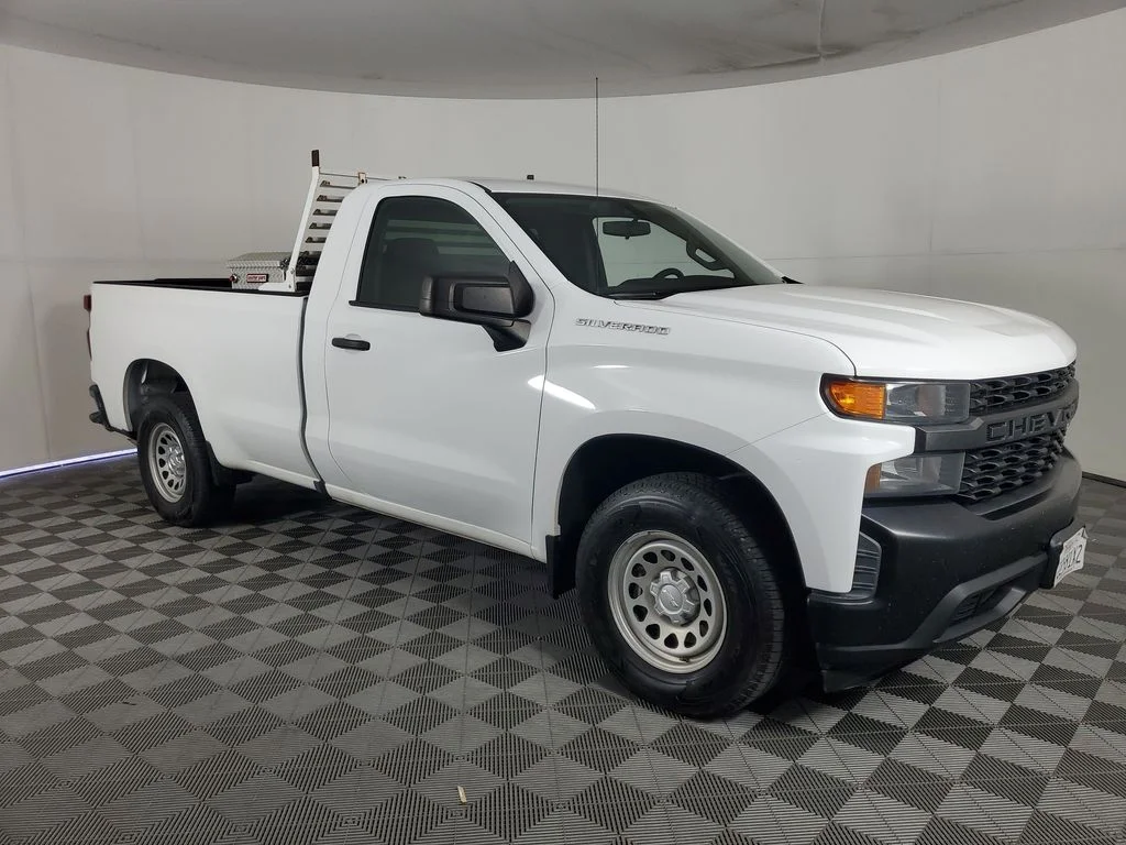 Used 2020 White Chevrolet WT image 3