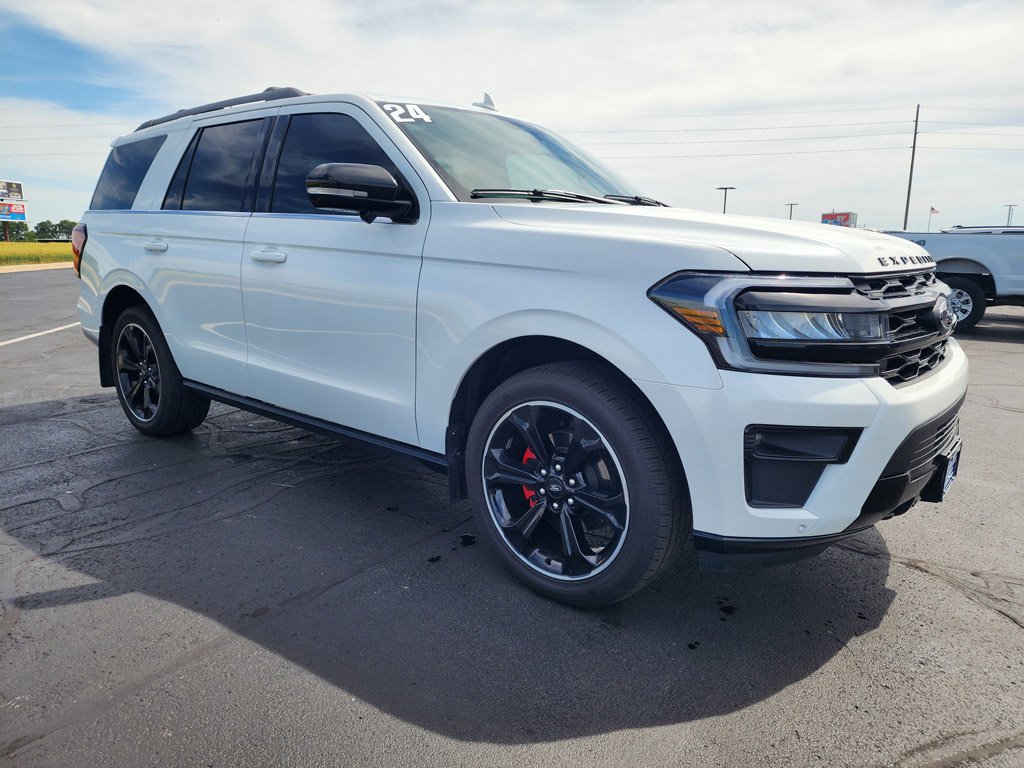 Used 2024 Star White Metallic Tri-Coat Ford Limited image 3