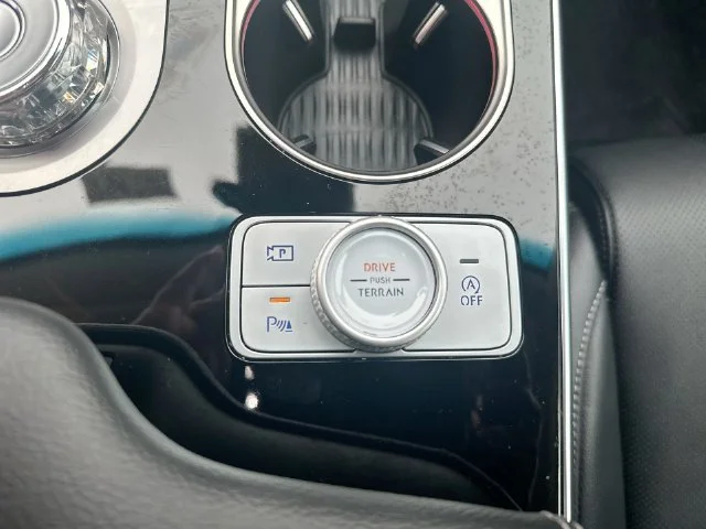 Used 2026 Silver Genesis 2.5T image 60