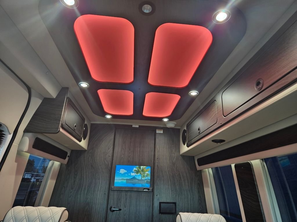 2024 Mercedes-Benz Sprinter Cargo Van Base - Photo 27