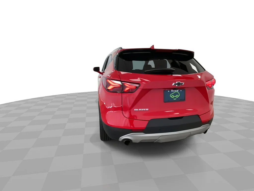 Used 2020 RED Chevrolet LT image 8