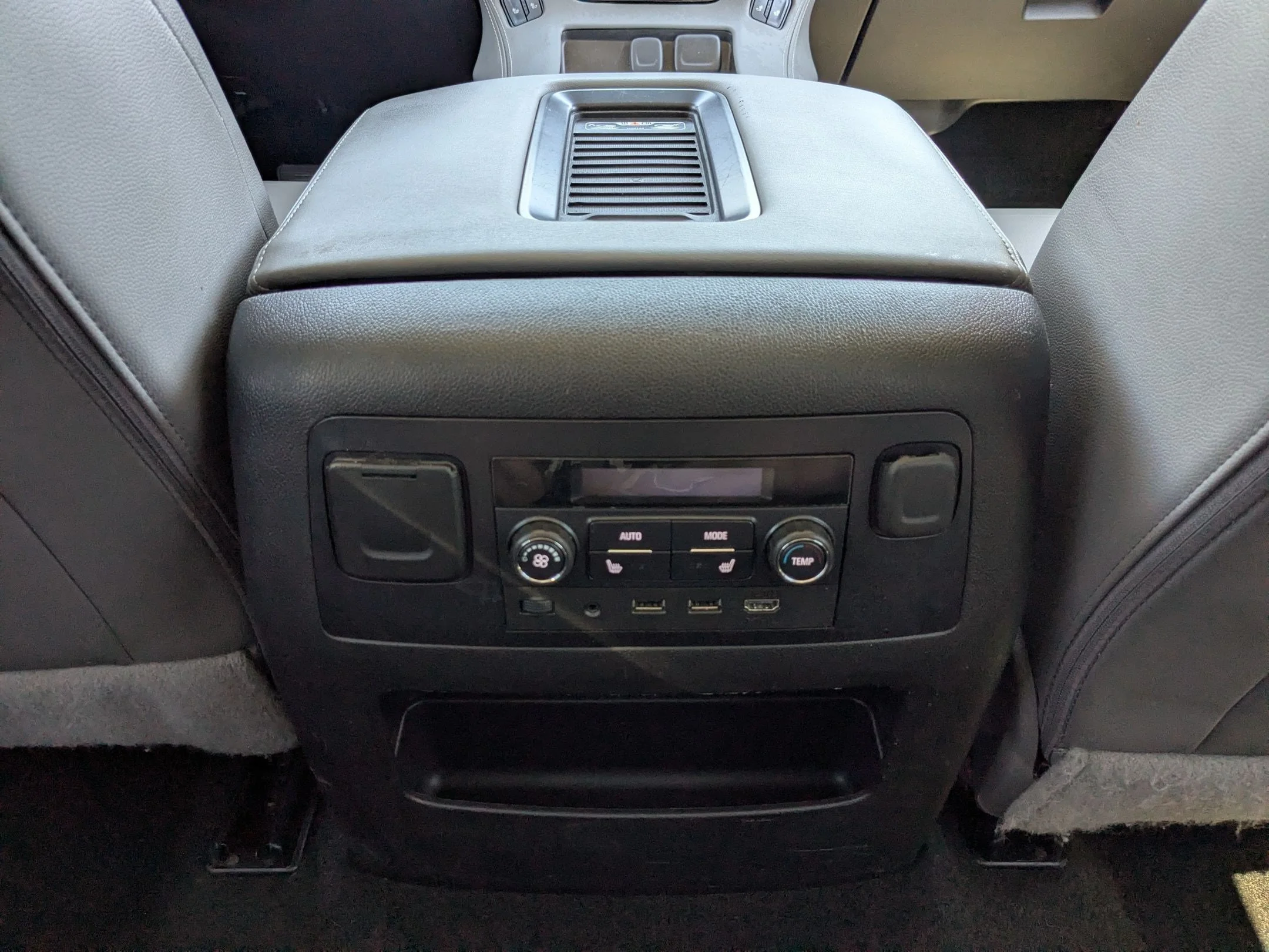 Used 2017 Siren Red Tintcoat Chevrolet LT image 27