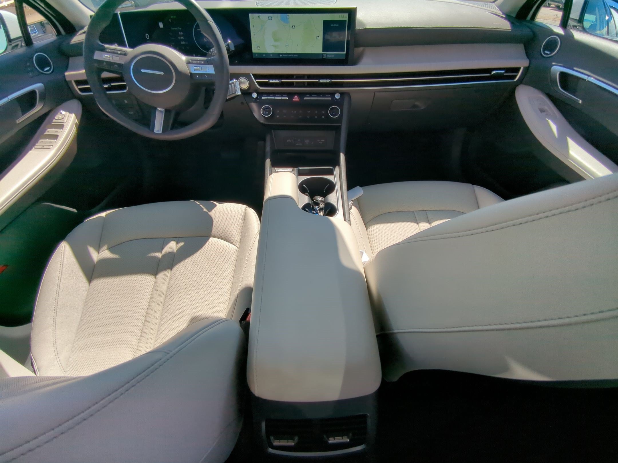 Certified Used 2025 Serenity White Hyundai Limited image 27