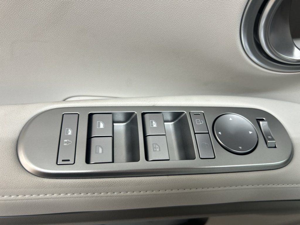 New 2026 Gray Pearl Hyundai SEL 8P image 15