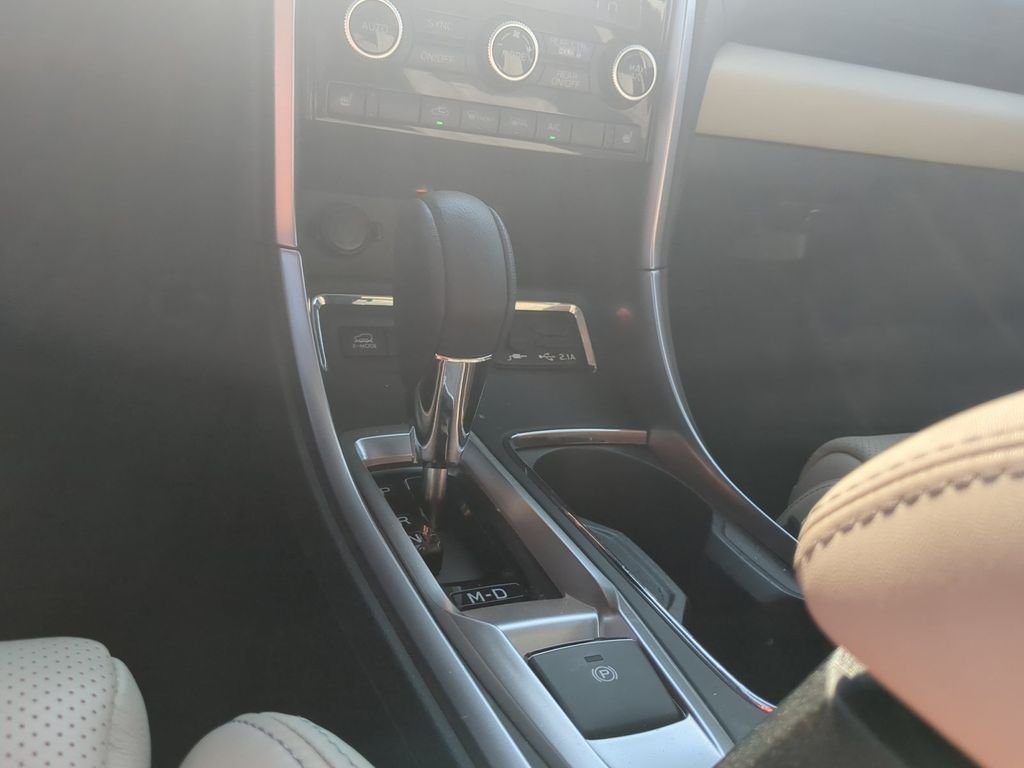 Used 2020 White Subaru Limited image 17