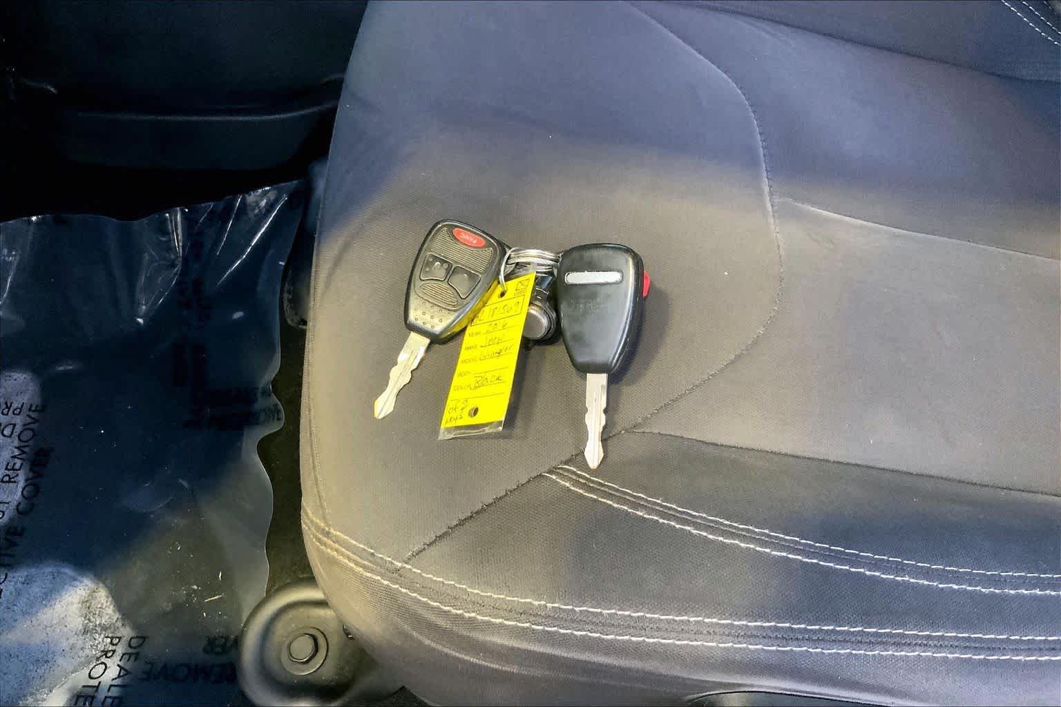 Used 2016 Black Clearcoat Jeep Sahara image 13