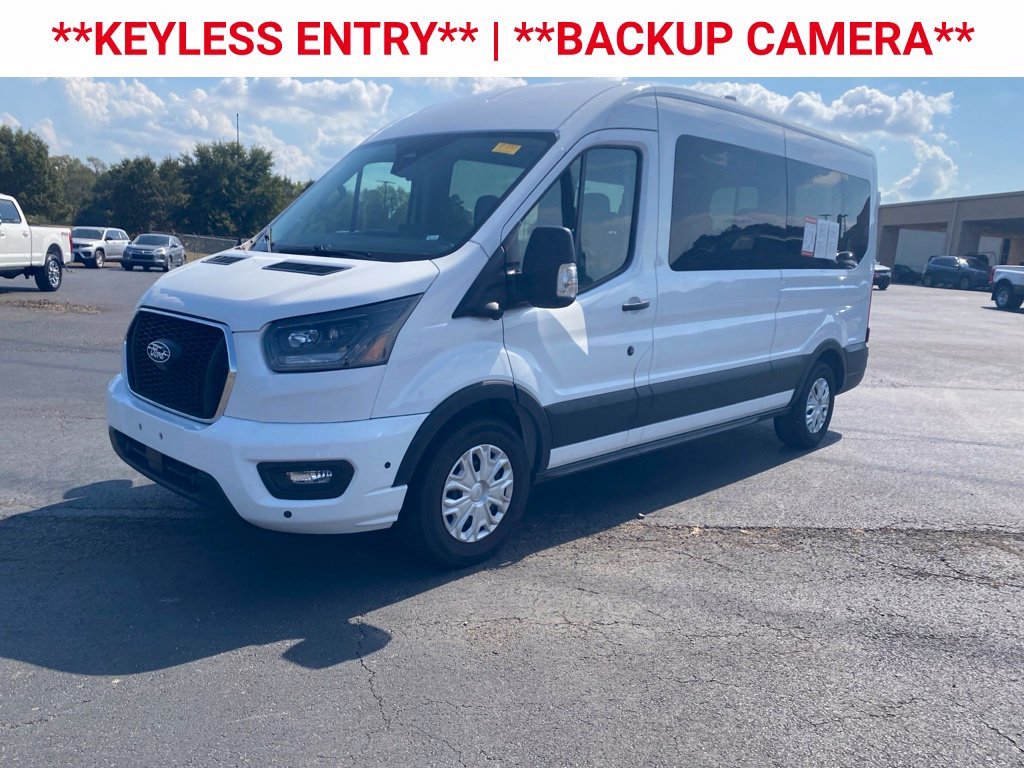 Used 2026 Oxford White Ford XLT image 3