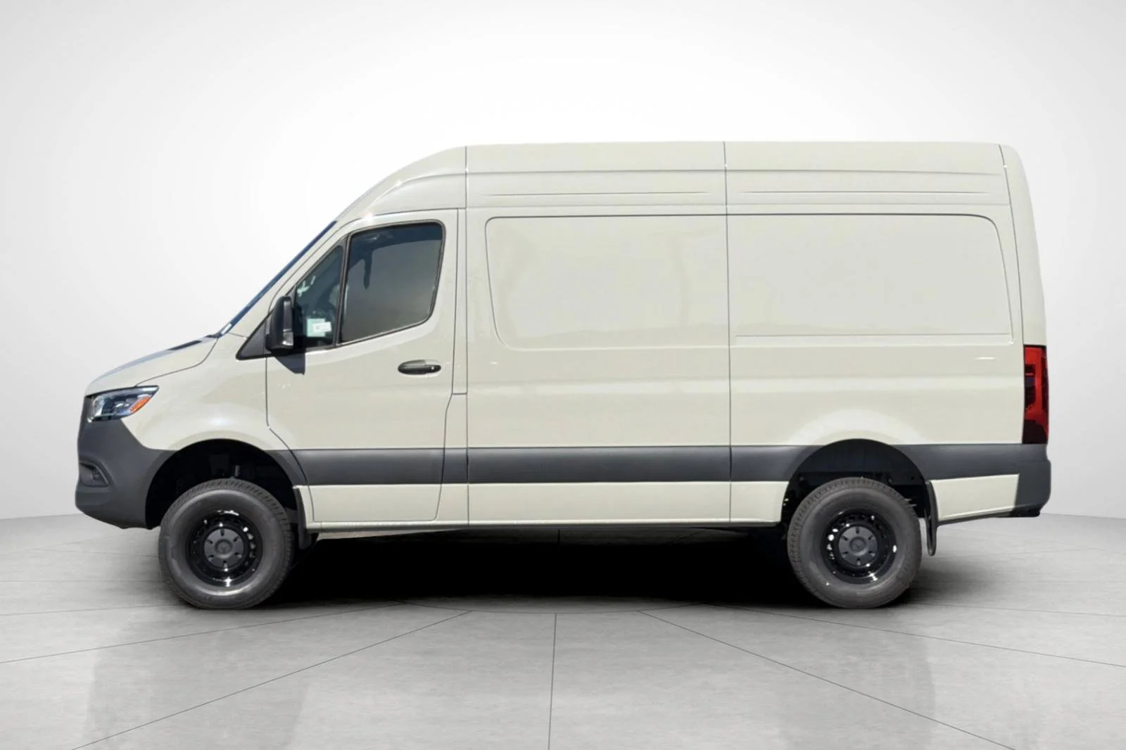 New 2026 Gray Mercedes-Benz Cargo 144 WB image 27