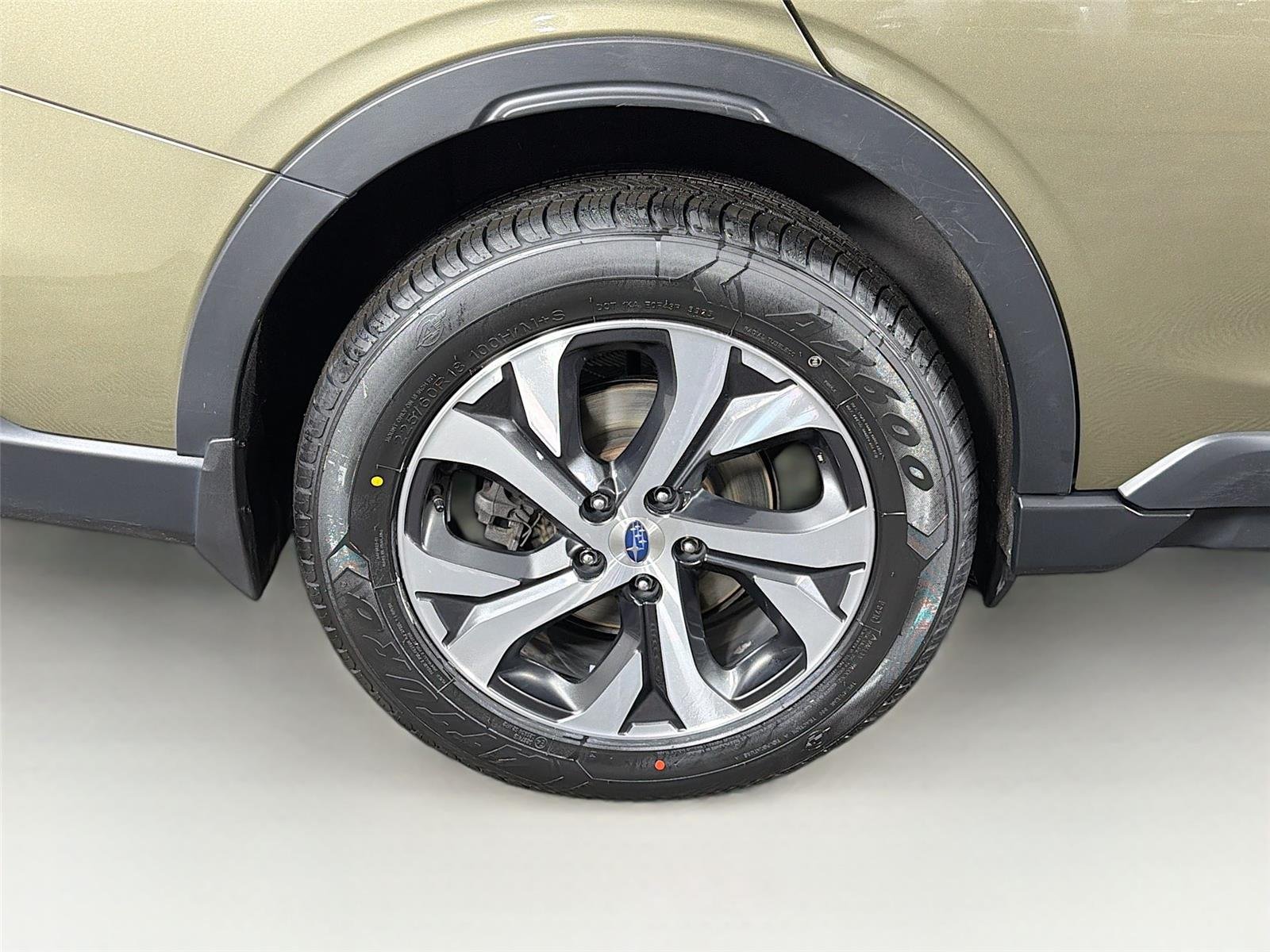 Used 2021 GREEN SUBARU  image 34