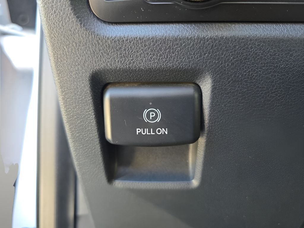 Used 2021 White Ford  image 15