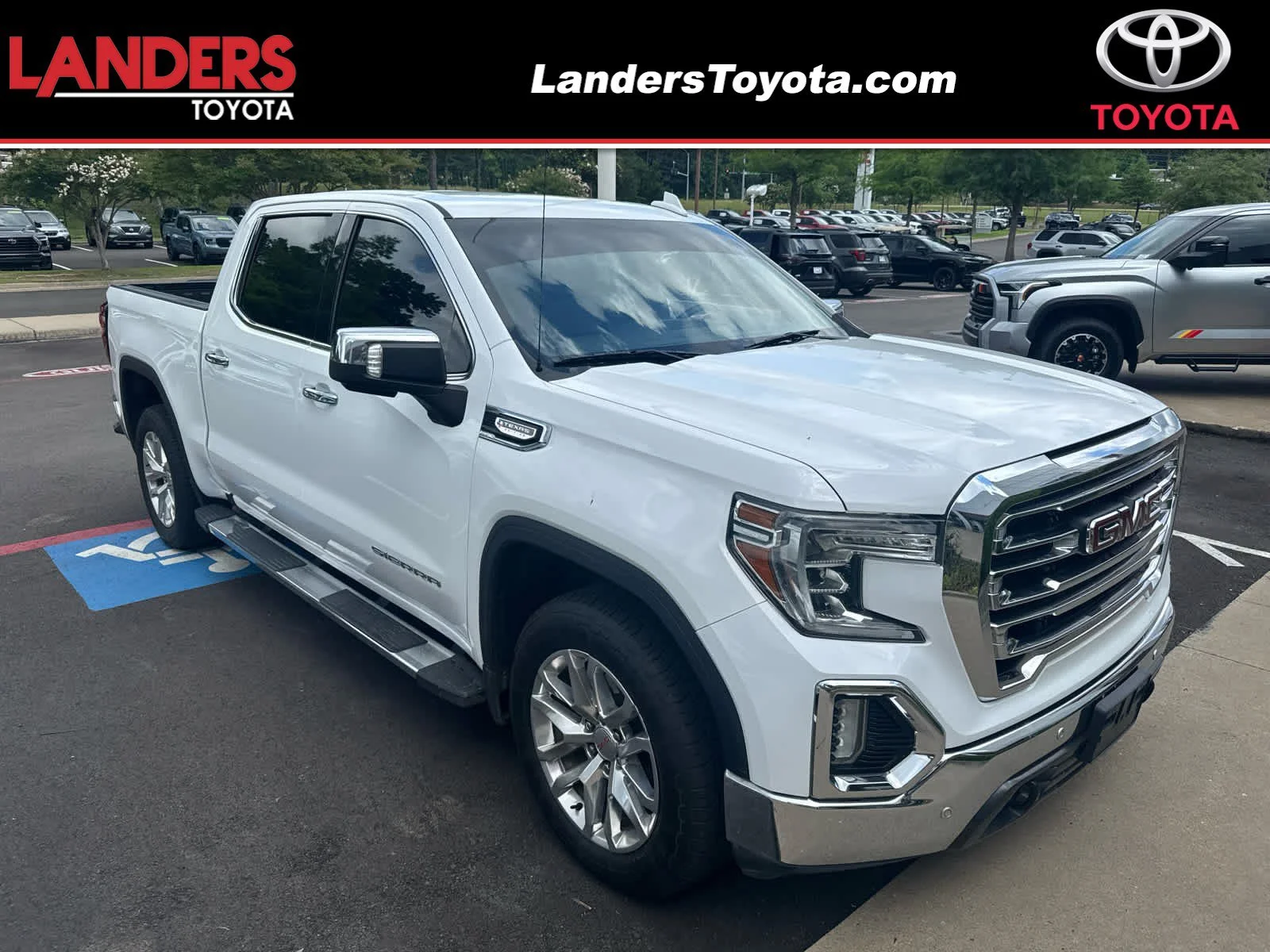 2020 GMC Sierra 2WD Crew Cab Short Box SLT's photo